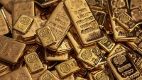 Златото може да поскъпне до 3000 долара за тройунция, смятат анализатори