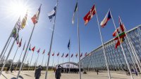 Трудни разговори се задават на срещата на върха на НАТО в Анкара