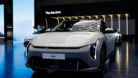 Kia разчита на хибридите за глобалния си растеж