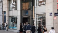 Печалбата на KBC е засегната от по-високите резерви заради войната в Иран