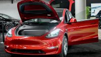 Tesla пуска нова версия на Model Y в Китай, за да стимулира търсенето