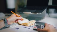 Първа инвестиционна банка ще изкупи обратно до 3 млн. акции