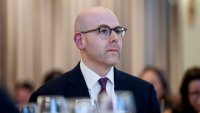 Стивън Миран е подал оставка от управителния съвет на Фед