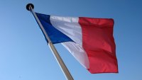 Изправена ли е Франция пред дългова криза?
