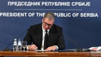 Вучич предаде властта на председателя на парламента, след като подаде оставка