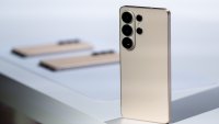 Недостигът на памет тласна доставките на смартфони до 14-годишно дъно за третото тримесечие