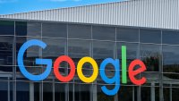 Google оспорва опитите на ЕС да принуди отварянето на Android за конкурентни AI ботове