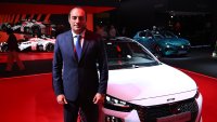 Stellantis не планира да раздели американските и европейски марки