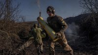 САЩ обмислят да дадат оръжие за Киев от запасите си, Русия разширява пробива при Авдиевка