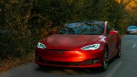 И Словения одобри технологията на Tesla за автономно управление