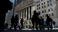 Nasdaq расте втори пореден ден, подкрепен от поскъпването на акциите на Amazon*