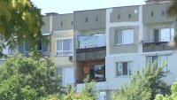 Над половината от младите хора у нас са живели натясно през 2025 г.