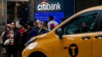 Понижената цел за рентабилност помрачи иначе силния отчет на Citigroup