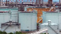 Покупките от Азия тласкат цените на близкоизточния петрол рязко нагоре