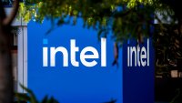 Шумно рекламираните продажби на AI чипове на Intel така и не се материализираха