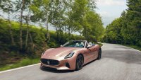 Maserati GranCabrio Folgore: най-бързият и луксозен електрически кабриолет вече е в България