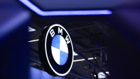 BMW записа 23% спад на печалбата заради митата и слабото търсене в Китай