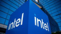 Как Intel се превърна от световен лидер при чиповете в мишена за поглъщане?