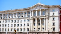 Служебното правителство смени областния управител на София и още петима
