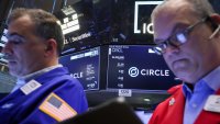 S&P 500 и Dow започват търговията с нови рекорди*