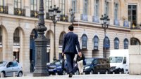 Доверието на бизнеса във Франция се подобрява въпреки войната в Иран и горещините