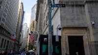 Wall Street започва новата седмица без резки движения*