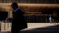 S&P 500 затвори почти без промяна след отчетите на големите банки