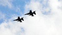 Липсата на ракети прави и F-16 безполезни, въздушните атаки мобилизират жителите на Киев
