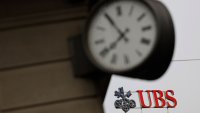UBS вероятно ще отложи отчета си за второто тримесечие за края на август