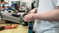 Германските производители отчитат най-доброто си представяне от 2022 г. насам