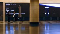 S&P отказа бързо включване на новолистнати компании като SpaceX в индексите си