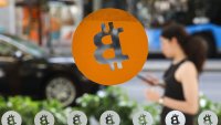 Американските спот биткойн ETF-и изпращат&nbsp;най-лошия месец в историята си