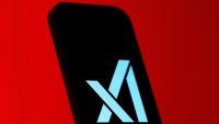 xAI блокира създаването на сексуализирани изображения на реални хора от Grok