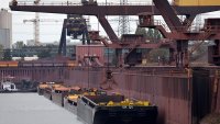По-малко германски компании са били затруднени с осигуряване на материали през юли