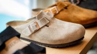 Birkenstock очаква тримесечни приходи под очакванията заради натиска от митата