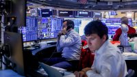S&P 500 прекъсна тридневната си губеща серия след успокоението на облигационните пазари