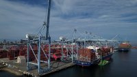 25 американски щата оспорват в съда последните мита на Тръмп