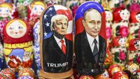 Прегръдката на Тръмп с Кремъл ще донесе повече от пари на Путин и създава проблеми за Украйна