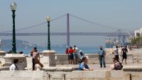 Fitch повишава дългосрочния кредитен рейтинг на Португалия до А+