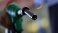 НСИ отчита ударно повишение на производството на бензин през септември