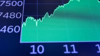 Първият трилионер вече е ясен. Но кой ще бъде следващият?