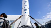 SpaceX е напът да изтрие 1 трлн. долара от стойността си спрямо историческия си връх