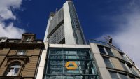Commerzbank отхвърли оферата за придобиване от UniCredit като твърде ниска