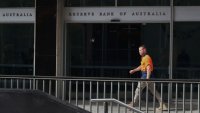 Австралийската централна банка остави лихвите без промяна за трети пореден път