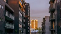 Българите купуват първото си жилище на 32,5 години, над средното за Европа