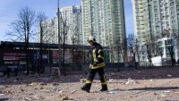Има четирима ранени при среднощните руски удари по Киев