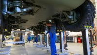 ЕЦБ очаква ръстът на заплатите в еврозоната да се ускори през 2027 г.