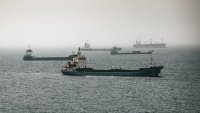 Ормузкият проток ще остане със статут на военна зона поне до 9 юли