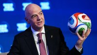 Инвестиционният план на Инфантино може да му коства поста във ФИФА