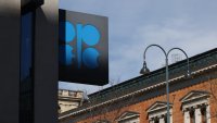 ОПЕК+ прие още едно символично повишение на квотата за юли